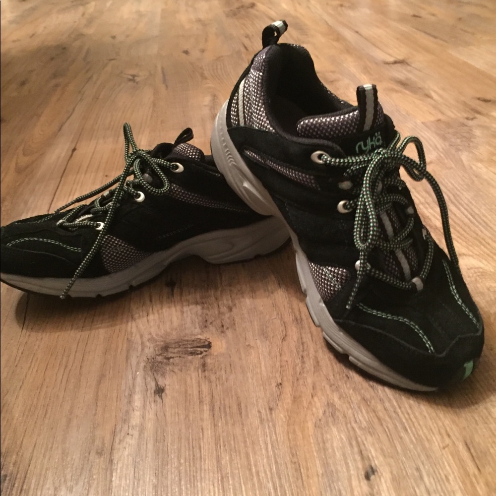 Ryka “rocker” athletic shoe